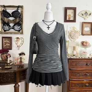 emo girly grunge black and gray striped long sleeve V neck top